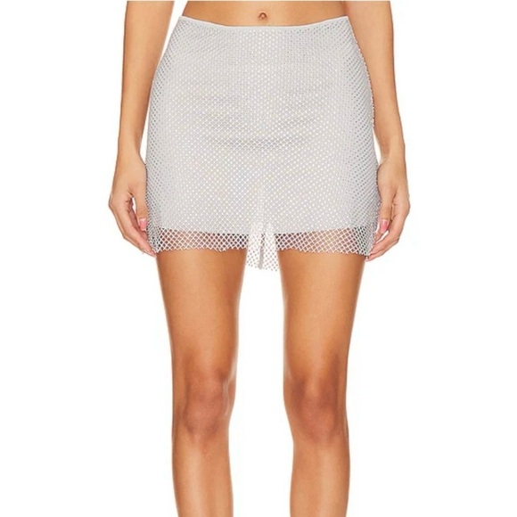 WeWoreWhat Dresses & Skirts - NWT WeWoreWhat Elegant White Mesh Rhinestone Skirt size 4